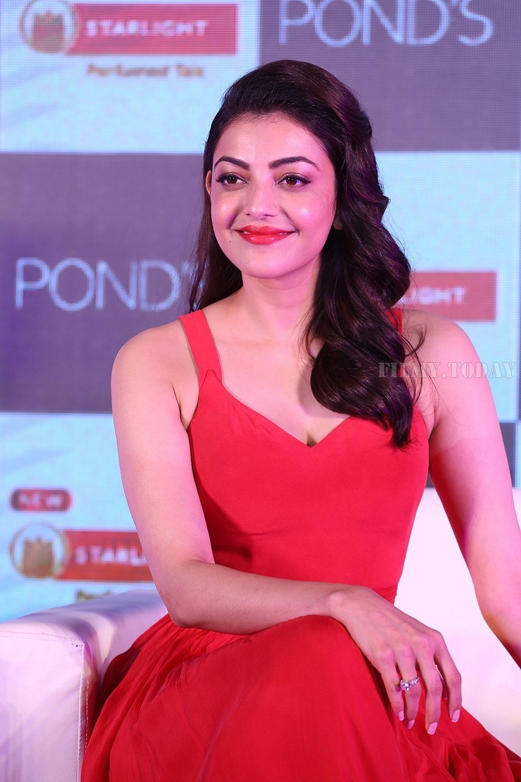 Photos: Kajal Agarwal Launches Ponds Star Light Perfumed Talc Powder | Picture 1568024