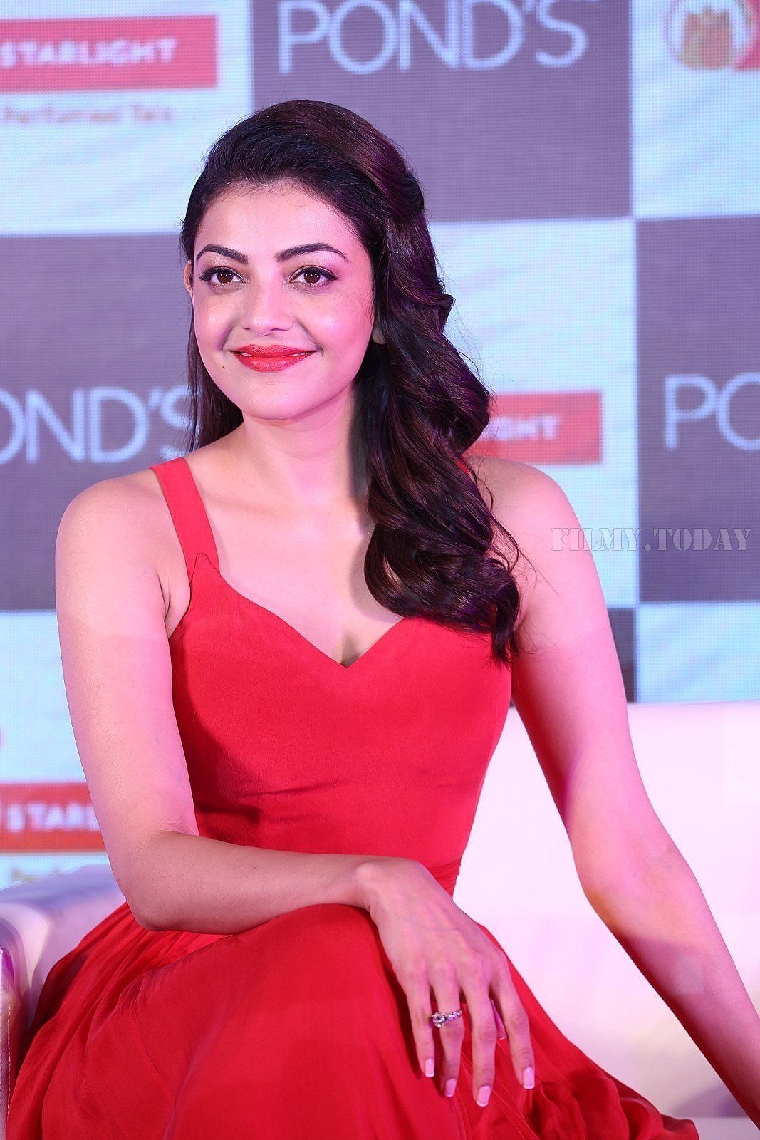 Photos: Kajal Agarwal Launches Ponds Star Light Perfumed Talc Powder | Picture 1568037