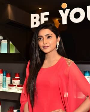 Photos: Avanthika Mishra launches Be You Family Salon & Dental Studio | Picture 1561987