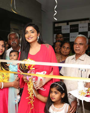 Photos: Avanthika Mishra launches Be You Family Salon & Dental Studio | Picture 1561871