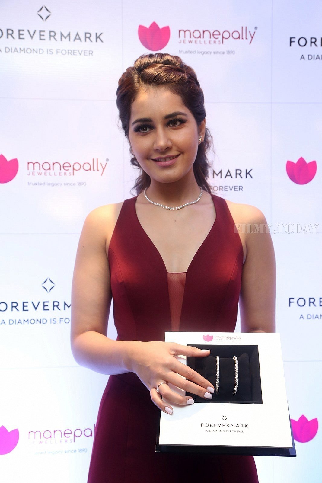Actress Rashi Khanna Launch Manepally Forevermark Jewellery Photos | Picture 1562733