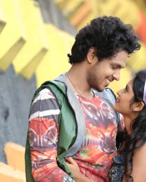 Chalthe Chalthe Movie Stills | Picture 1562746