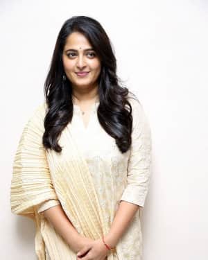 Photos: Actress Anushka Shetty at Bhaagamathie Thanks Meet | Picture 1562945