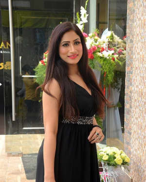 Actress Sufi Khan Latest Photos | Picture 1590042