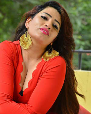 Actress Sanjana Naidu Hot Stills | Picture 1590115
