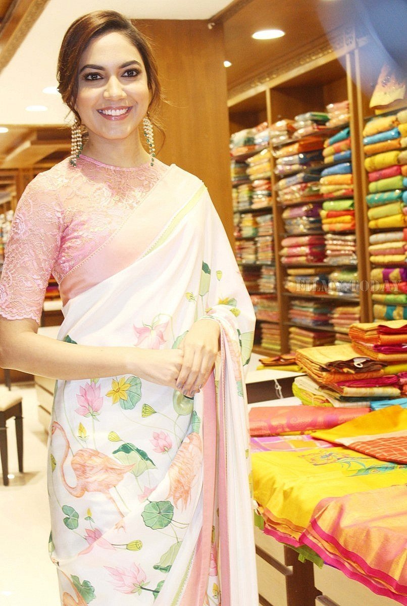 Actress Ritu Varma Inaugurated Chennai Silks Showroom at Mehdipatnam Photos | Picture 1584392