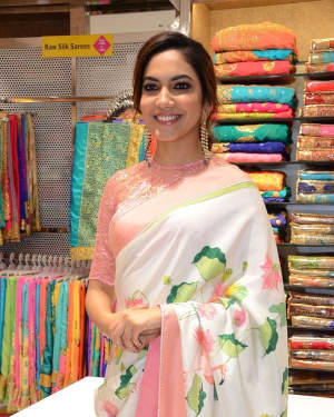 Actress Ritu Varma Inaugurated Chennai Silks Showroom at Mehdipatnam Photos | Picture 1584387