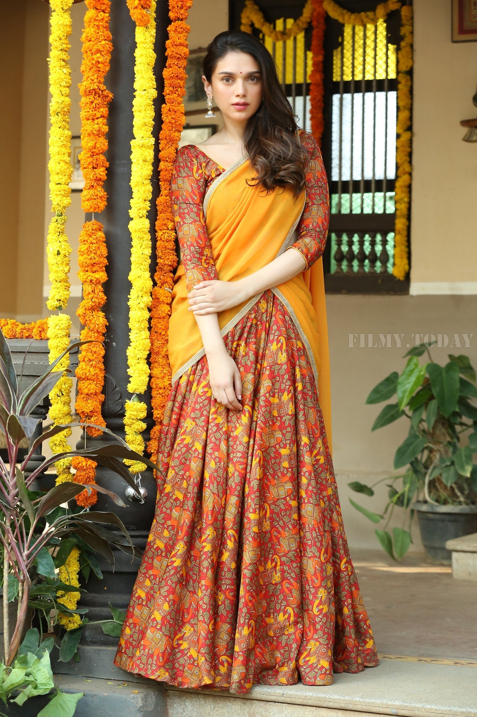 Actress Aditi Rao Hydari Latest Photoshoot | Picture 1586152