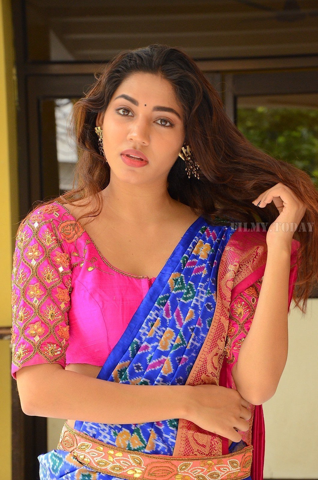 Actress Sonakshi Singh Hot in Saree Photos | Picture 1587636