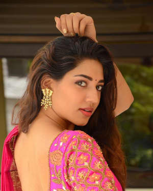 Actress Sonakshi Singh Hot in Saree Photos | Picture 1587659