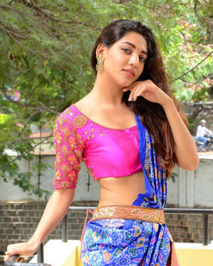Actress Sonakshi Singh Hot in Saree Photos | Picture 1587592