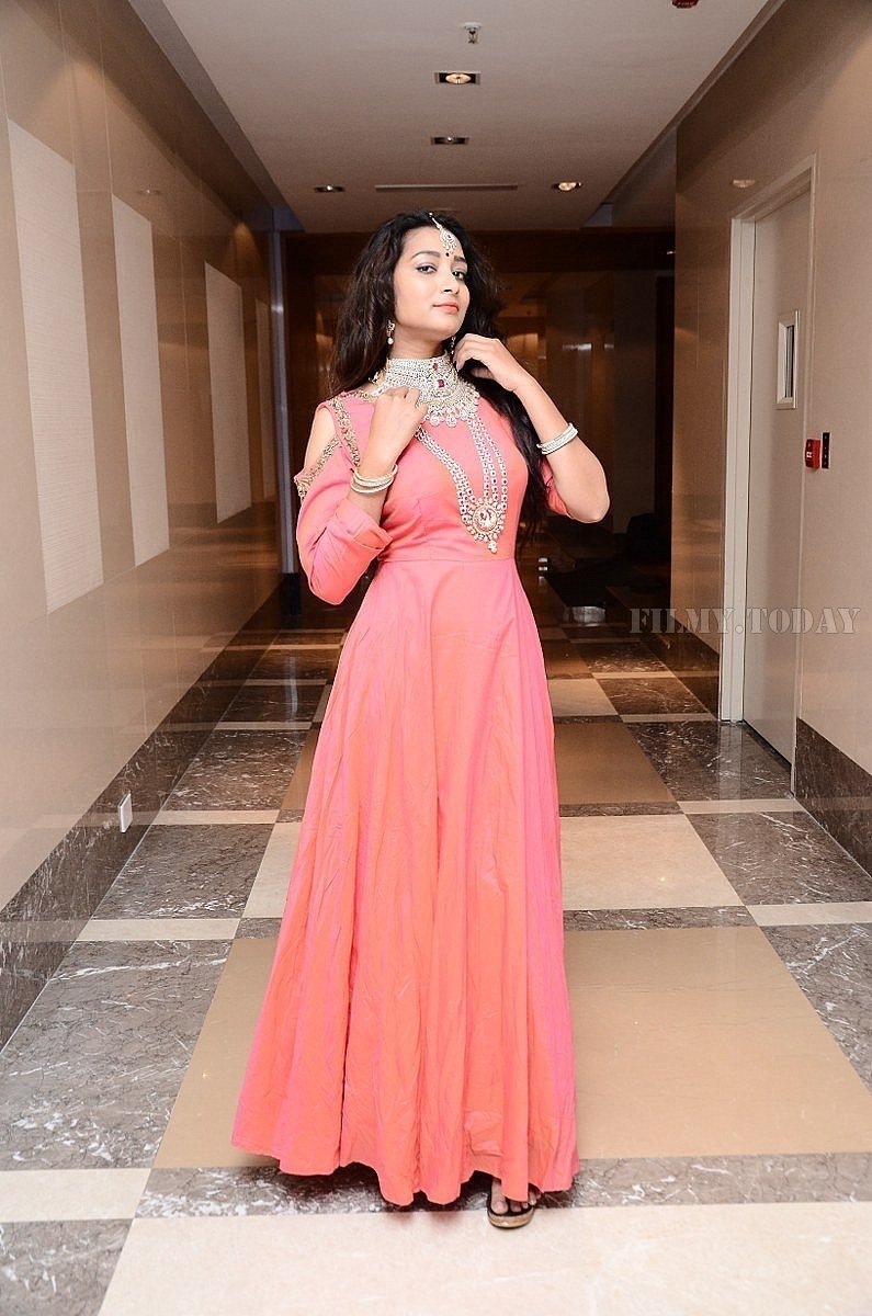 Actress Bhanu Sri at Malabar Gold Collection Launch Photos | Picture 1568986