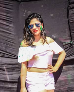 Madhulagna Das - Photos: Celebs Participated Grand Holi Bash at Novotel Airport | Picture 1569187