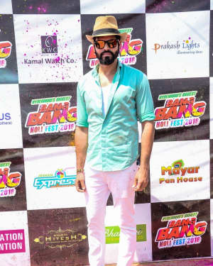 Photos: Celebs Participated Grand Holi Bash at Novotel Airport | Picture 1569127