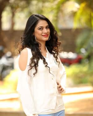 Zara Shah at Aithe 2.0 Movie Pre Release Event Photos | Picture 1571747