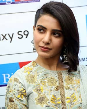 Actress Samantha Stills at Samsung S9 Mobile Launch at BIG C | Picture 1572040