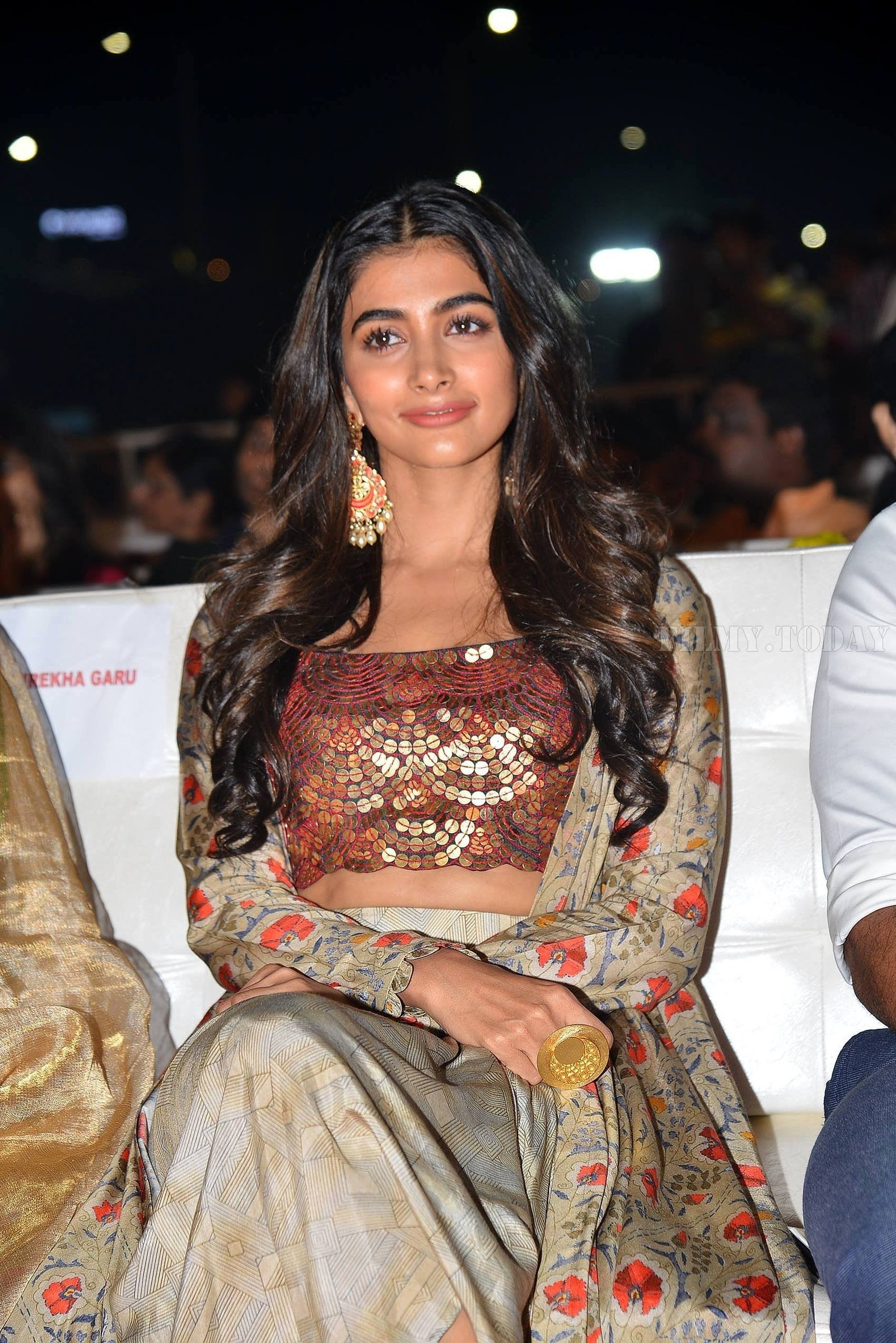 Pooja Hegde - Rangasthalam Movie Pre Release Event Photos | Picture 1572732