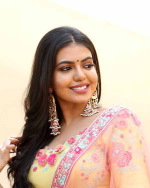 Actress Shivani Rajashekar Stills at 2 States Telugu Movie Opening | Picture 1573583