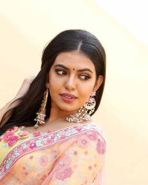 Actress Shivani Rajashekar Stills at 2 States Telugu Movie Opening | Picture 1573580