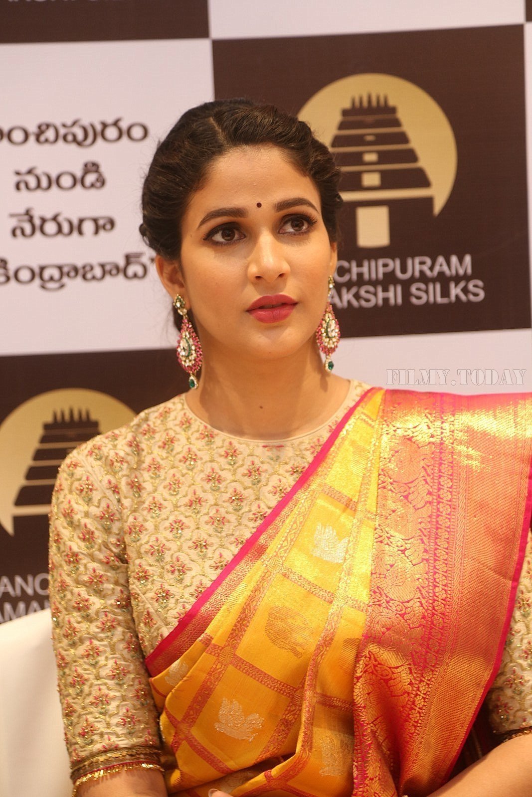 Actress Lavanya Tripathi Launches Kamakshi Silks Photos | Picture 1581387