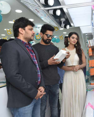 Photos: Celekt Mobile Store Opening