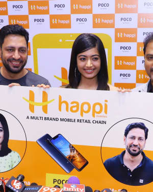 Photos: Happi Mobiles Launches its 40th Flagship Store at Banjara Hills