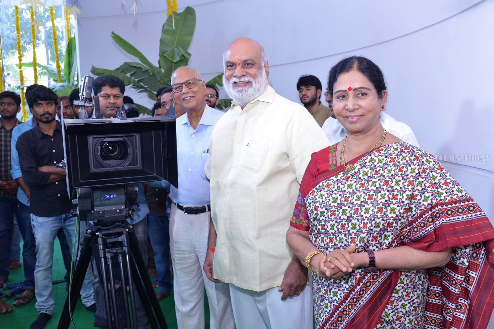 Adhe Nuvvu Adhe Nenu Movie Launch Photos | Picture 1607164