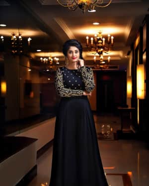 Actress Surabhi in Black Latest Photoshoot | Picture 1596501