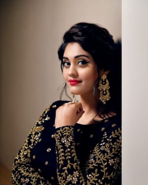 Actress Surabhi in Black Latest Photoshoot