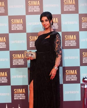 Sanjjanna Galrani - Photos: SIIMA Awards 2018 Red Carpet - Day 1