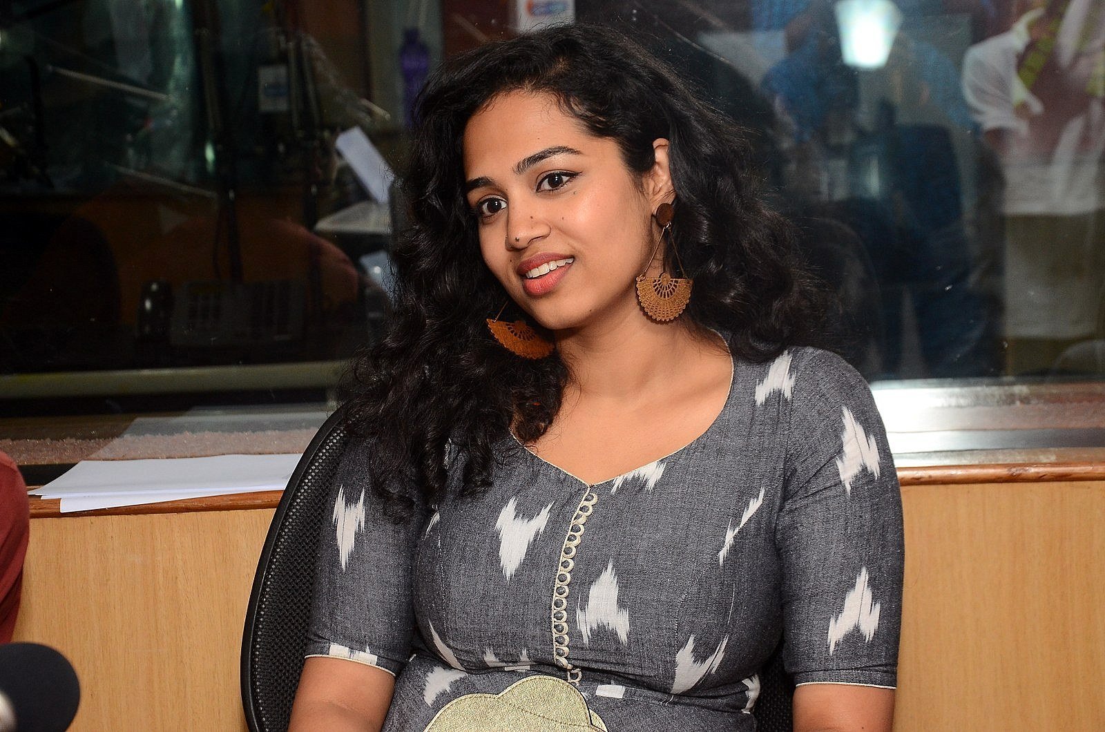 Manisha Eerabathini - Desam Lo Dongalu Paddaru Songs Launch at Radio City Photos | Picture 1600827